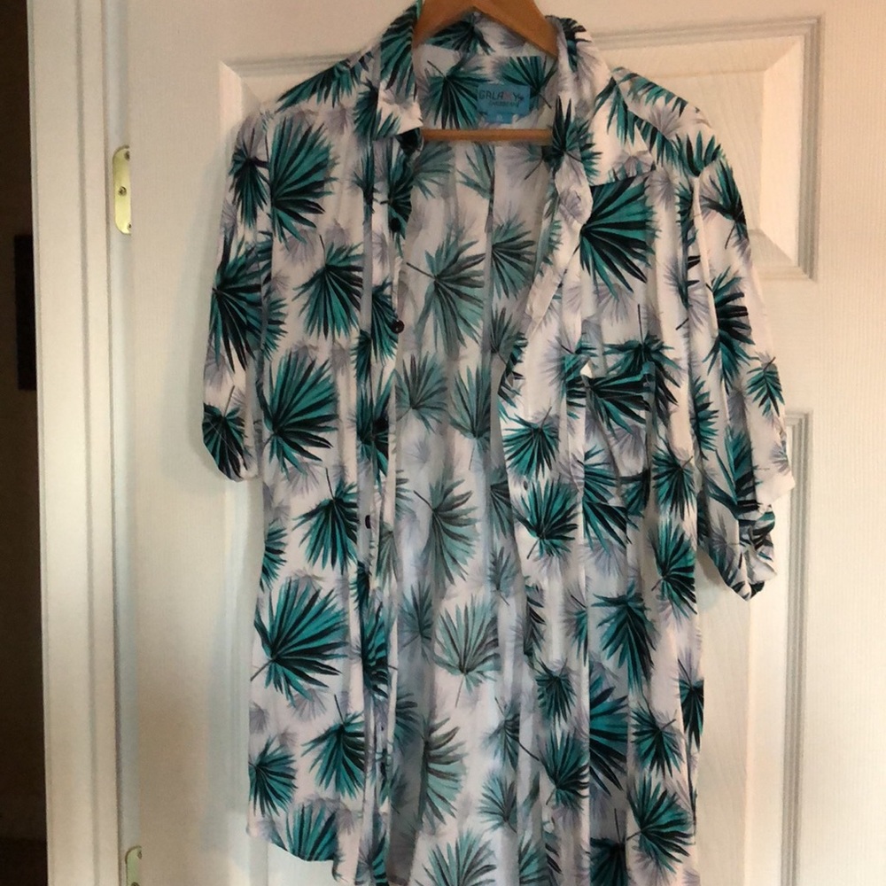 Summer Style Lightweight Button Down. Hardly Worn. - image 1